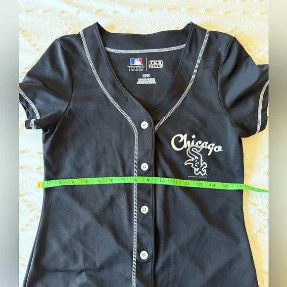 Chicago White Sox Black Button-Up Jersey - Picture 4 of 6